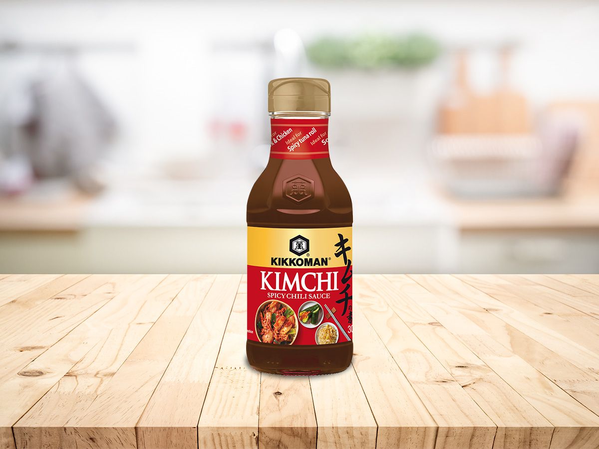 Kikkoman scharfe Chilisauce für Kimchi 300 g - MHD 01.06.2025