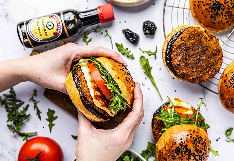 Vegetarischer Burger mit Halloumi